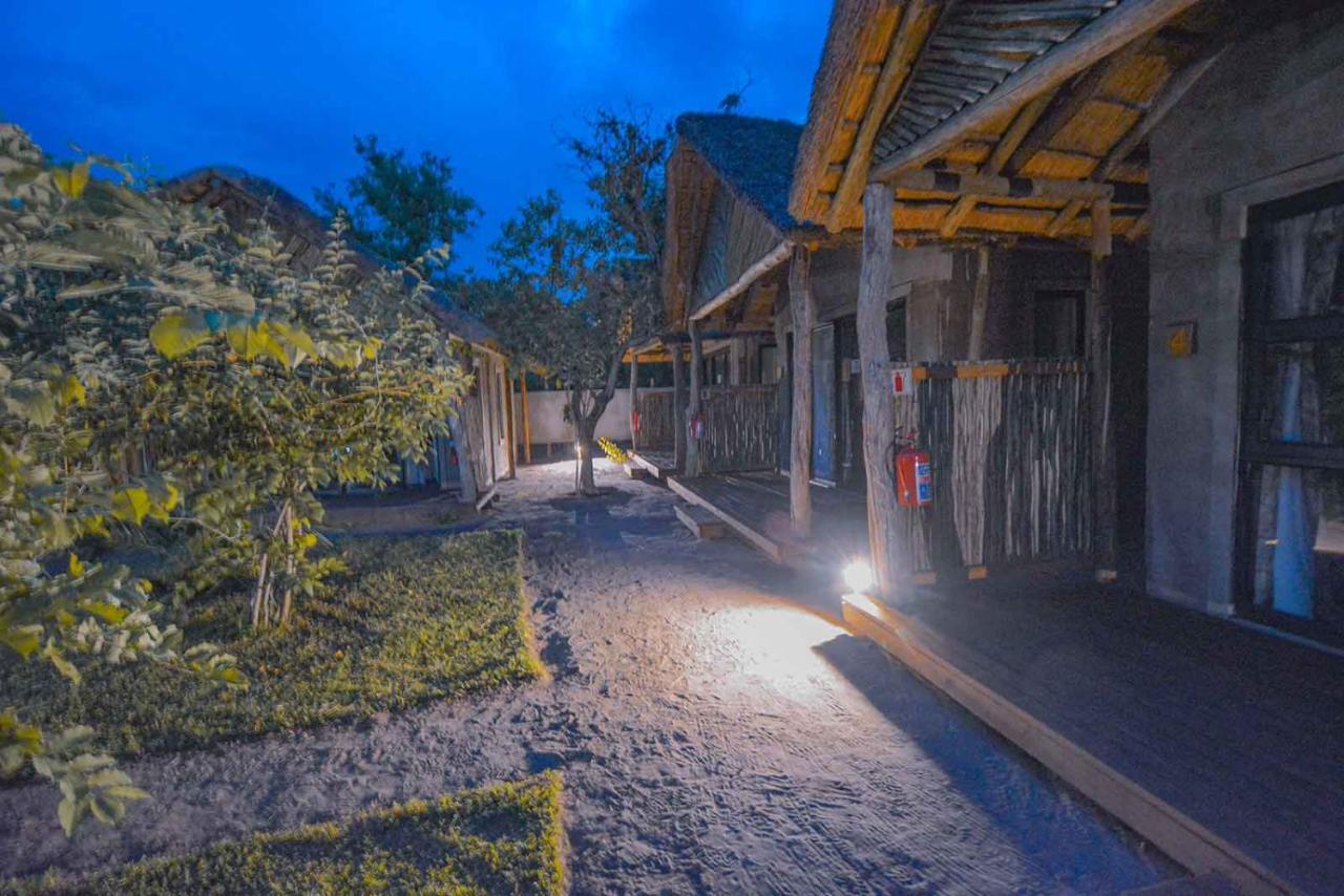 Khwai African Excursions Guest House المظهر الخارجي الصورة